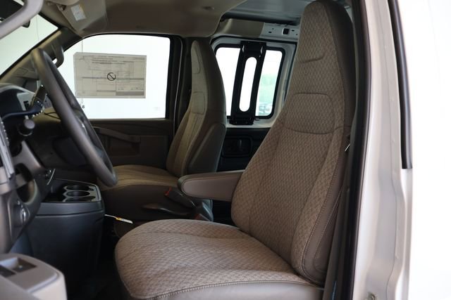 New 2026 GMC Savana 2500 w/ Driver Convenience Package RWD image 14