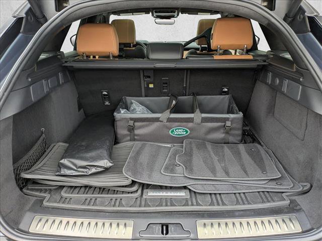 Used 2023 Land Rover Range Rover Velar HST image 6