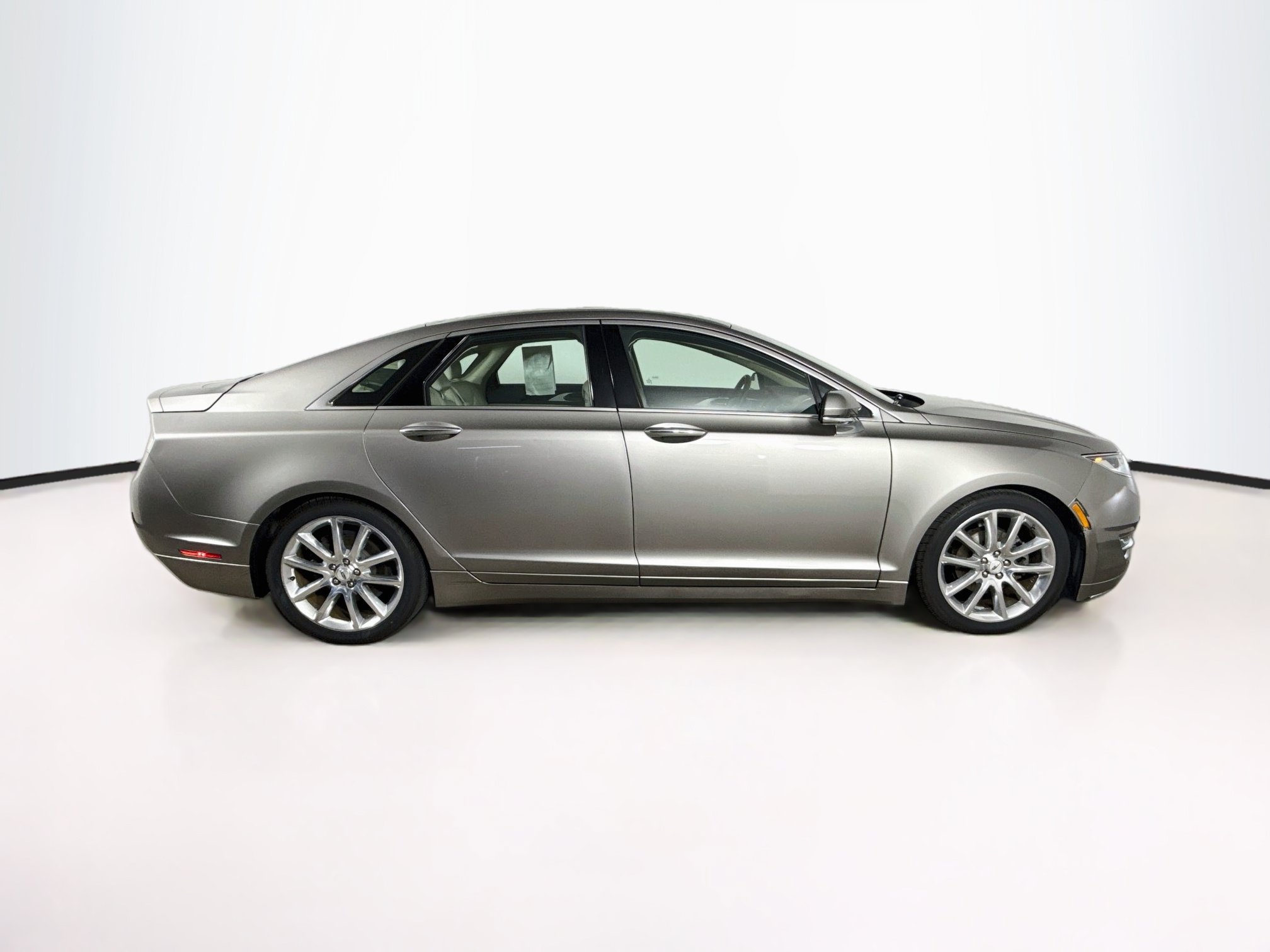 Used 2016 Lincoln MKZ Hybrid w/ Equipment Group 500A Select FWD image 2