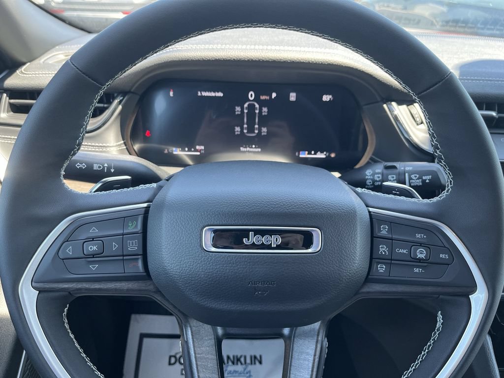 New 2026 Jeep Grand Cherokee L Limited w/ Limited Altitude Package AWD/4WD image 14