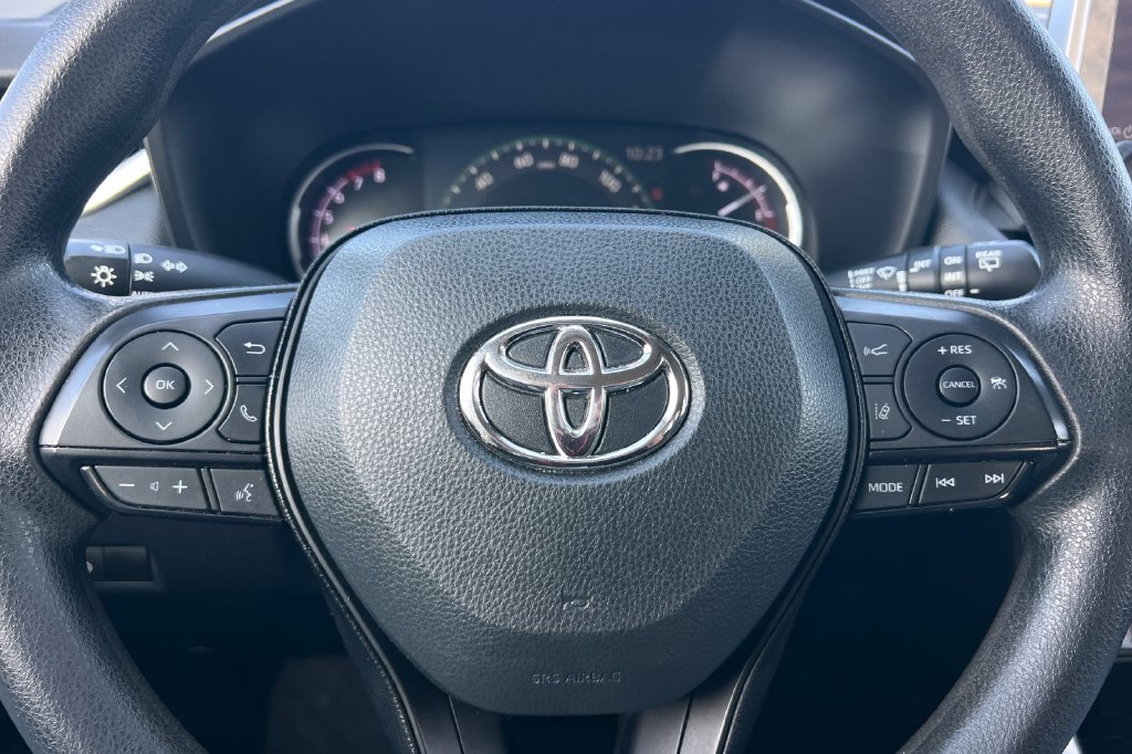 Certified 2024 Toyota RAV4 XLE AWD/4WD image 25