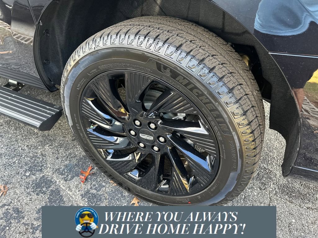 New 2025 Lincoln Navigator L Reserve w/ Jet Appearance Package image 26