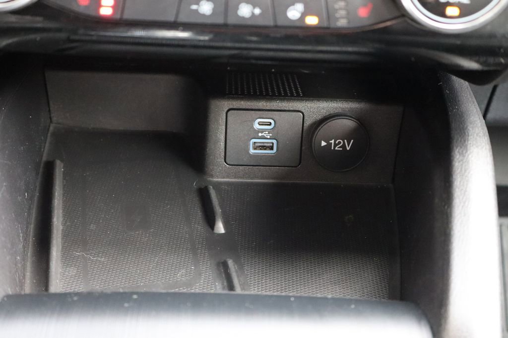 Used 2022 Ford Escape SEL w/ Technology Package image 10