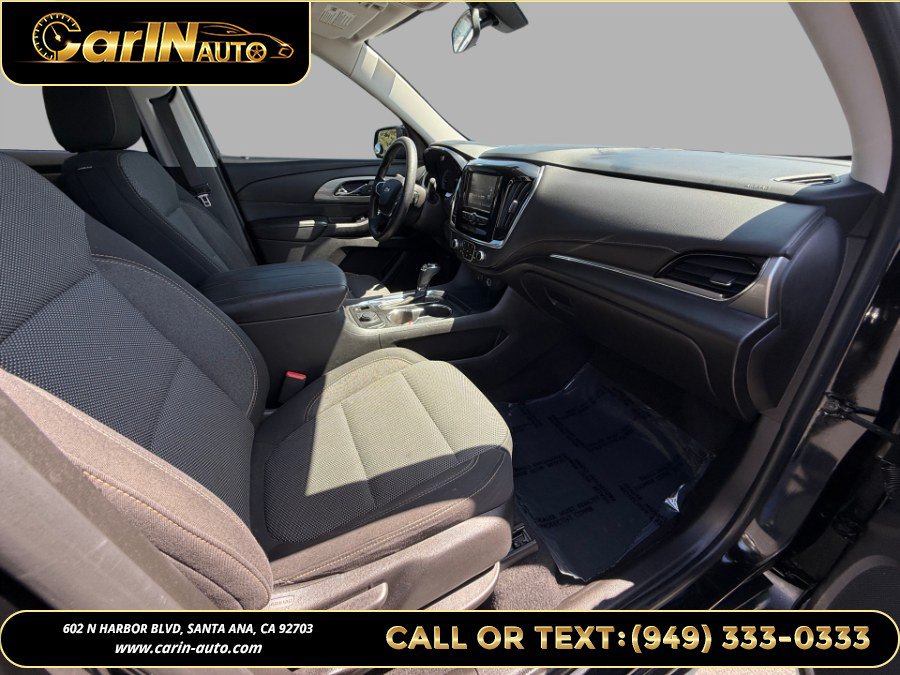 Used 2018 Chevrolet Traverse LS w/ LPO, Floor Liner Package FWD image 11