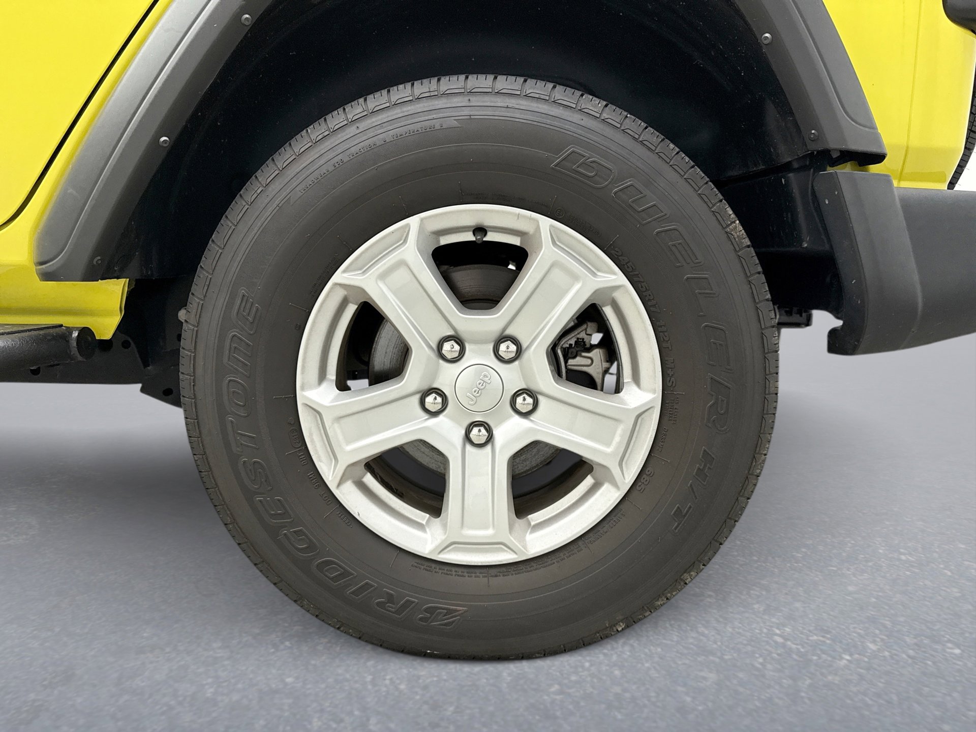 Used 2022 Jeep Wrangler Sport image 12