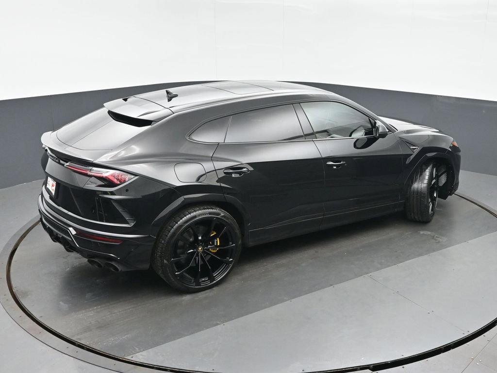 Used 2019 Lamborghini Urus image 39