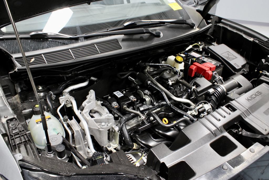 Certified 2025 Nissan Kicks S AWD/4WD image 17