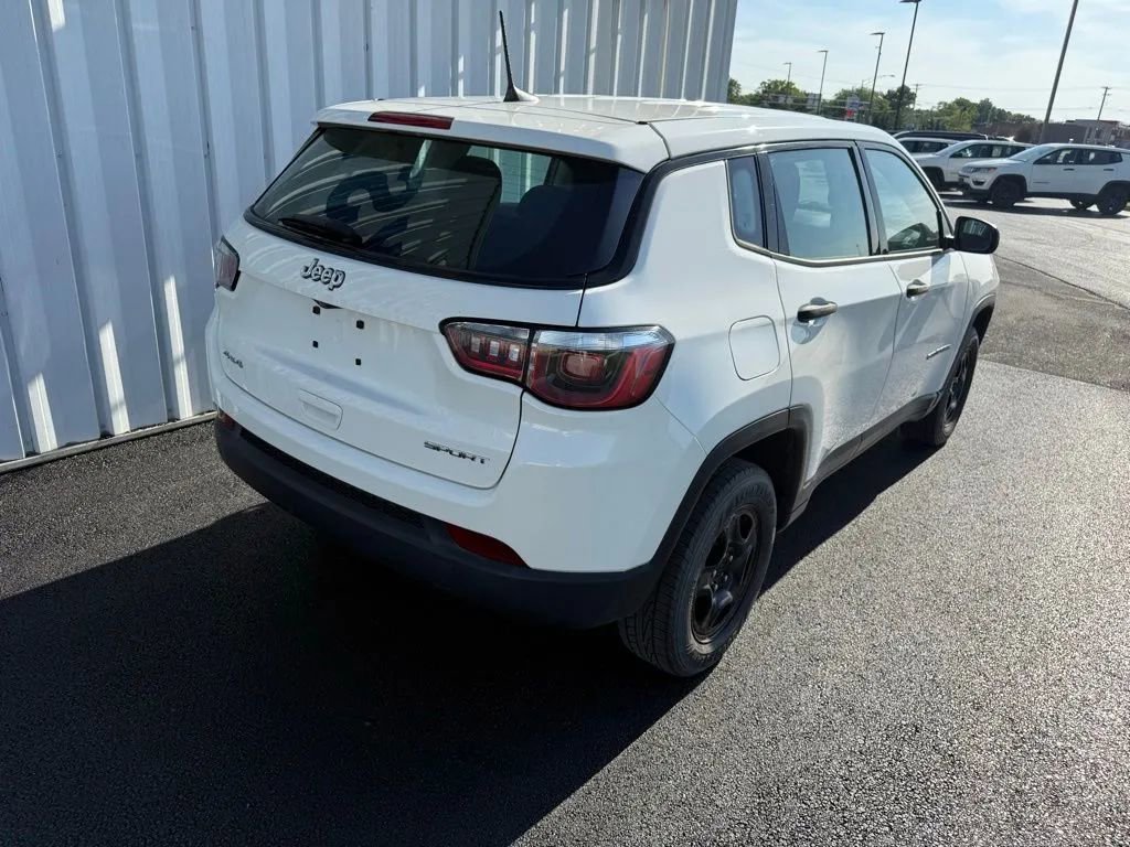 Used 2019 Jeep Compass Sport AWD/4WD image 8