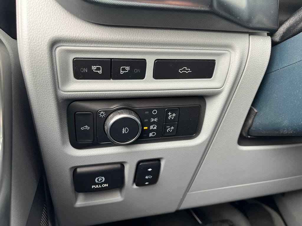 Used 2021 Ford F150 Limited AWD/4WD image 21