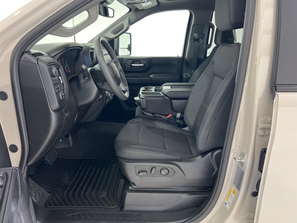 New 2026 Chevrolet Silverado 2500 Custom w/ Custom Value Package AWD/4WD image 30