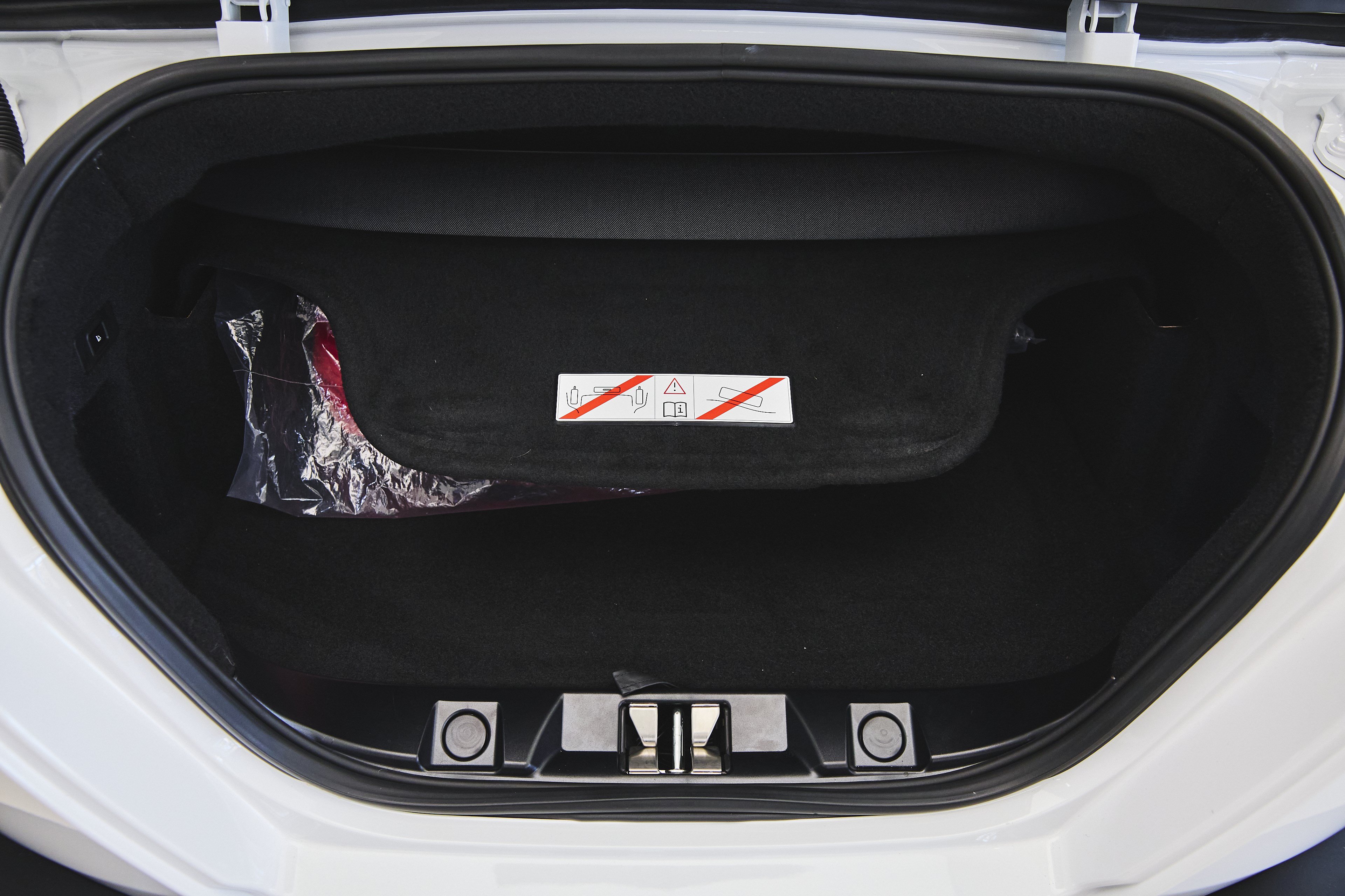 Used 2024 Ferrari Roma Spider RWD image 13
