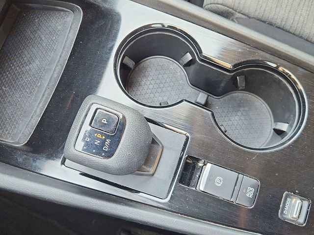 Used 2021 Nissan Rogue S FWD image 15