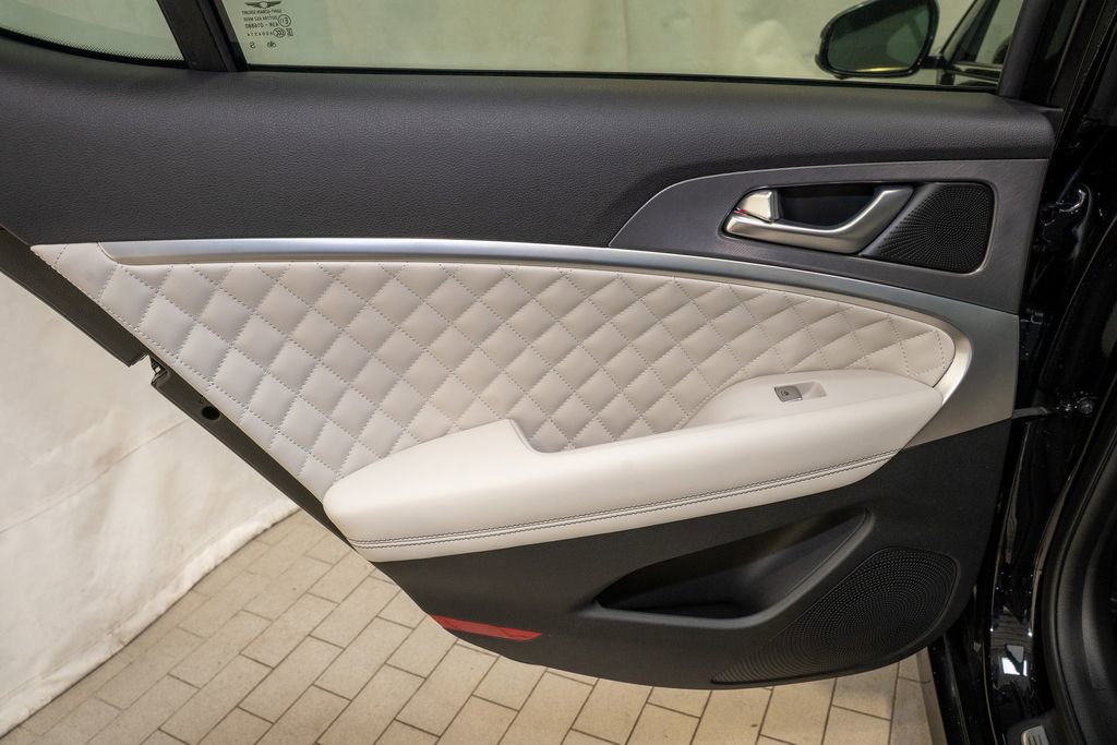 Used 2024 Genesis G70 3.3T Advanced w/ Sport Prestige Package image 12