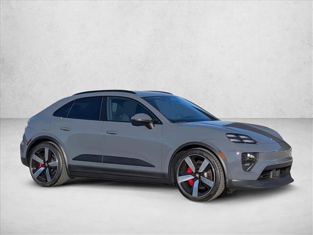 New 2025 Porsche Macan 4S Electric image 7