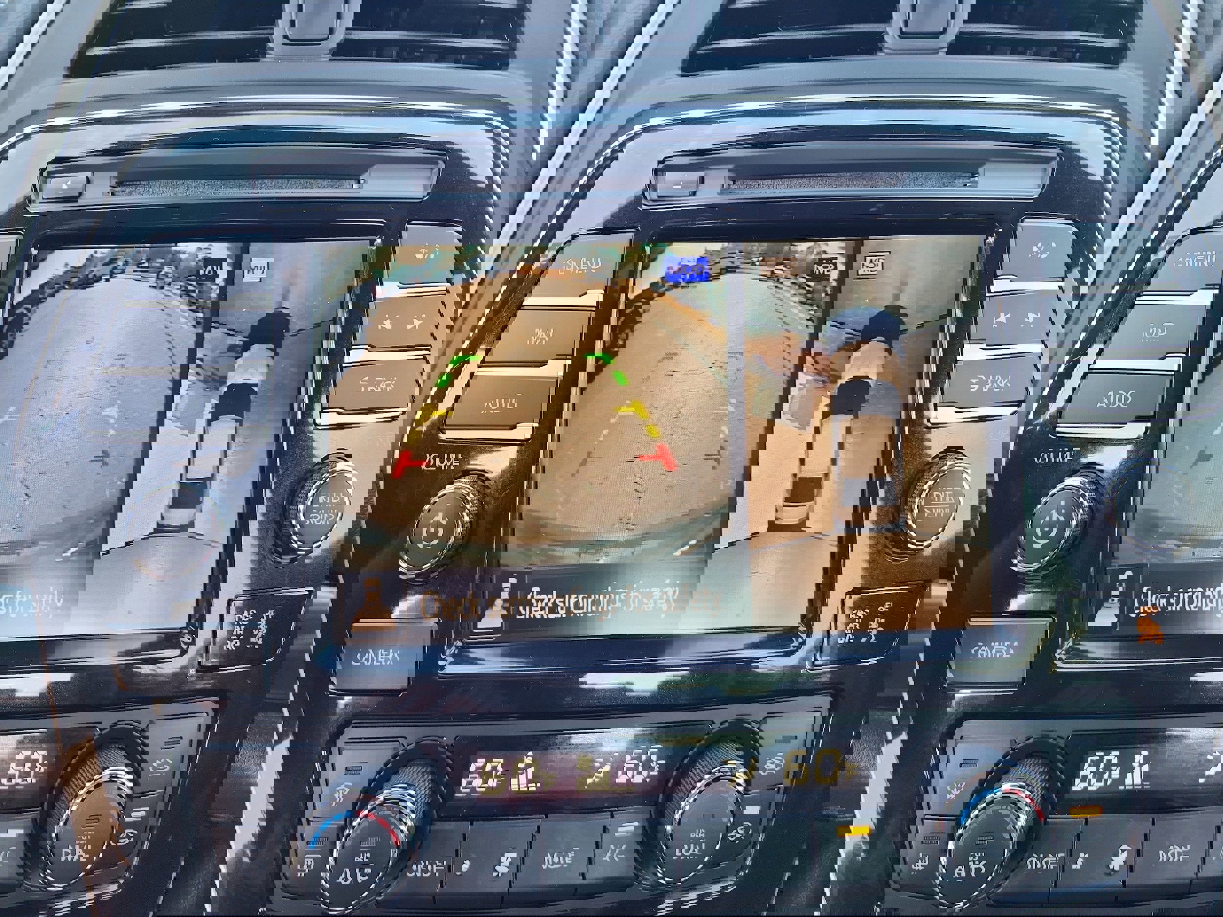 Used 2019 Nissan Maxima SR w/ Premium Package image 19