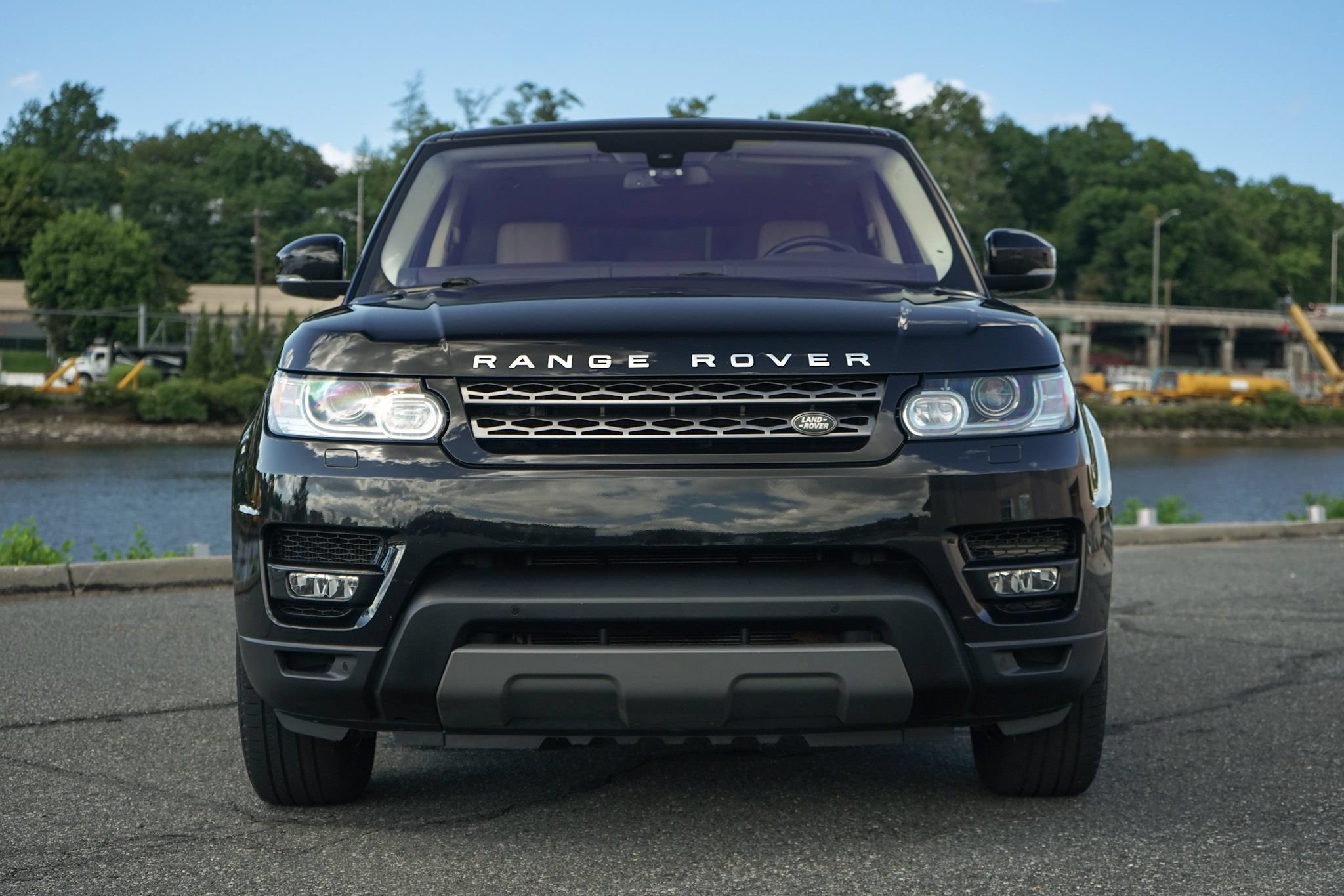 Used 2016 Land Rover Range Rover Sport SE AWD/4WD image 7