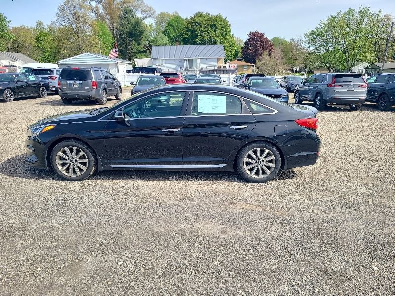 Used 2017 Hyundai Sonata Limited w/ Ultimate Package 04 FWD image 3