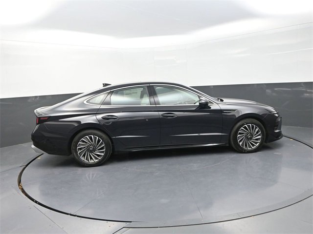 New 2026 Hyundai Sonata Limited image 9