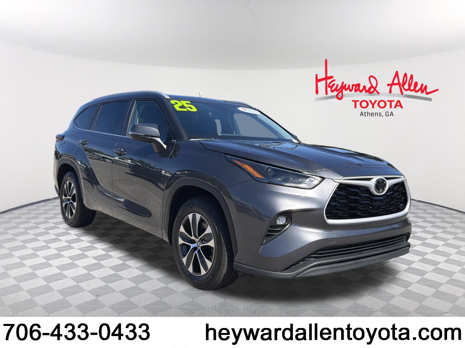 Certified 2025 Toyota Highlander XLE
