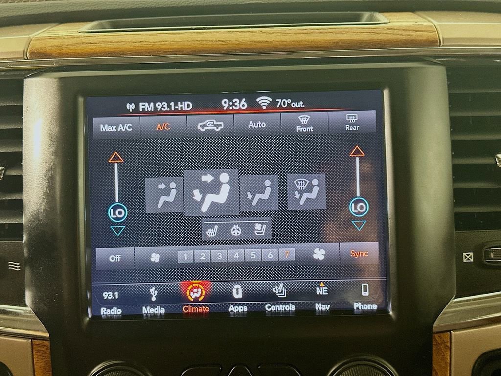 Used 2018 RAM 2500 Longhorn image 18