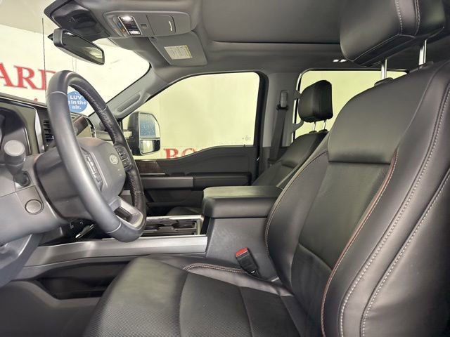 Used 2023 Ford F350 Lariat w/ Tow Technology Package image 11