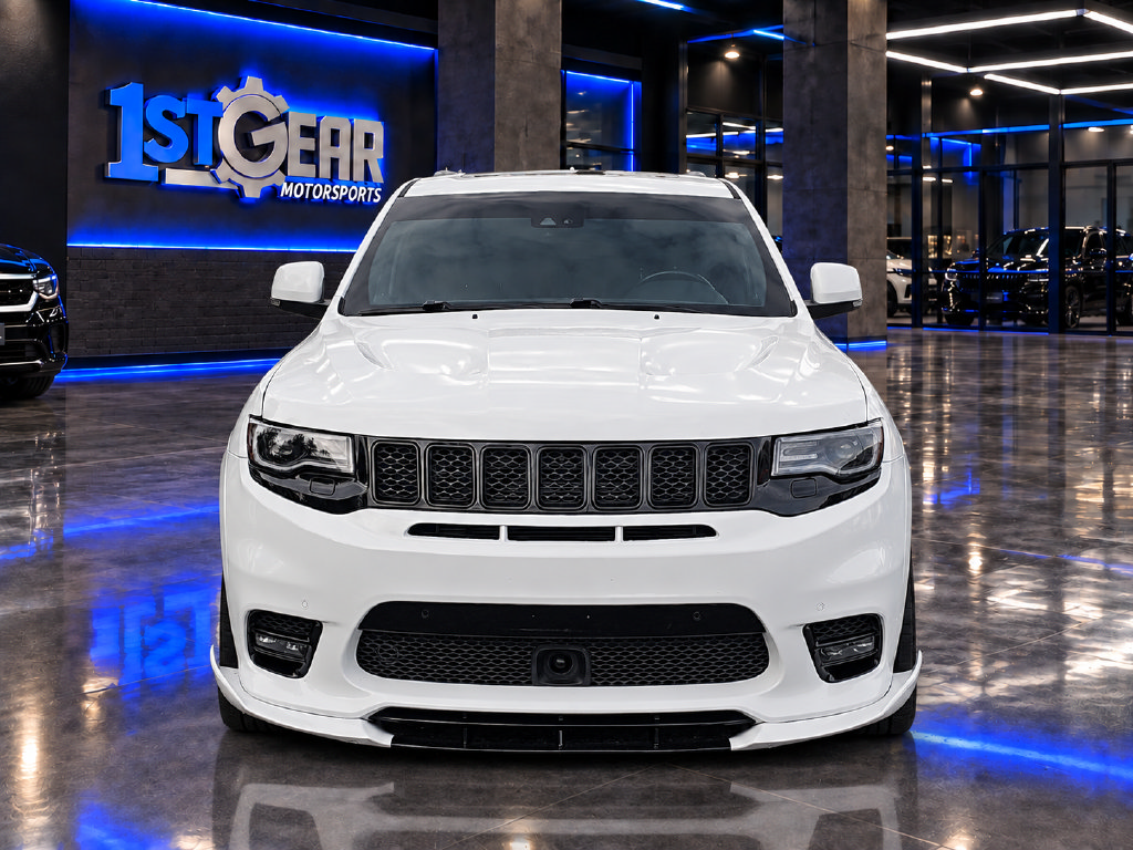 Used 2017 Jeep Grand Cherokee SRT AWD/4WD image 3