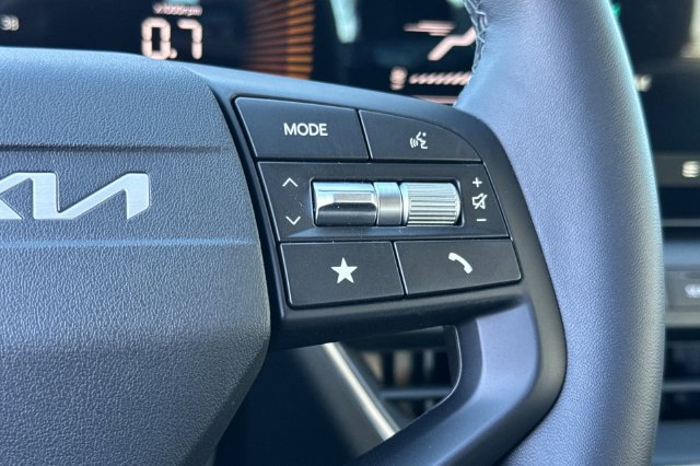 New 2026 Kia K4 EX FWD image 28