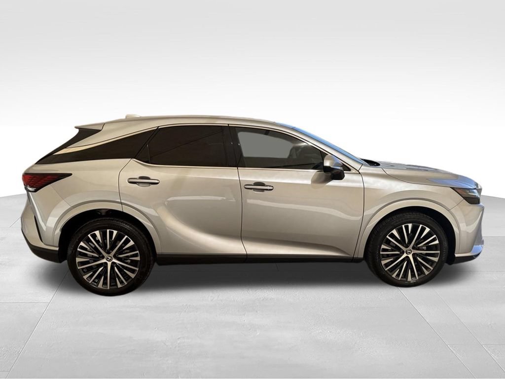 Used 2023 Lexus RX 350 Premium Plus w/ Cold Area Package FWD image 6