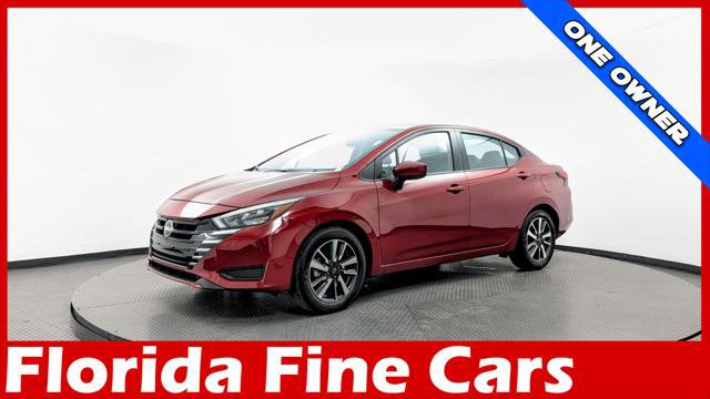 Used 2025 Nissan Versa SV image 1