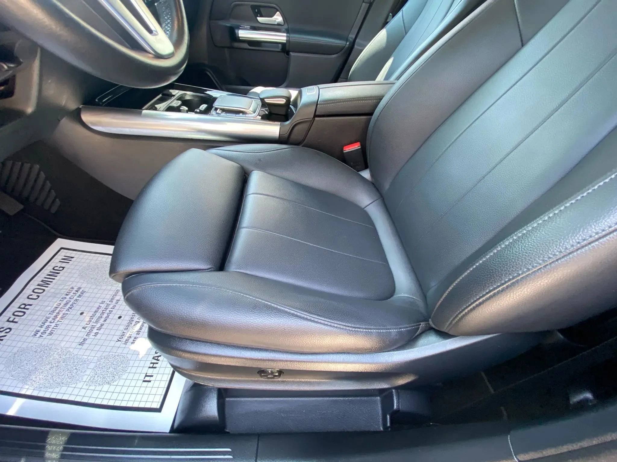 Used 2021 Mercedes-Benz GLA 250 4MATIC image 43