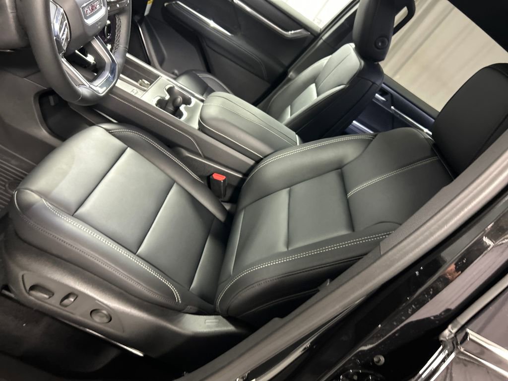 New 2026 GMC Acadia Elevation image 10