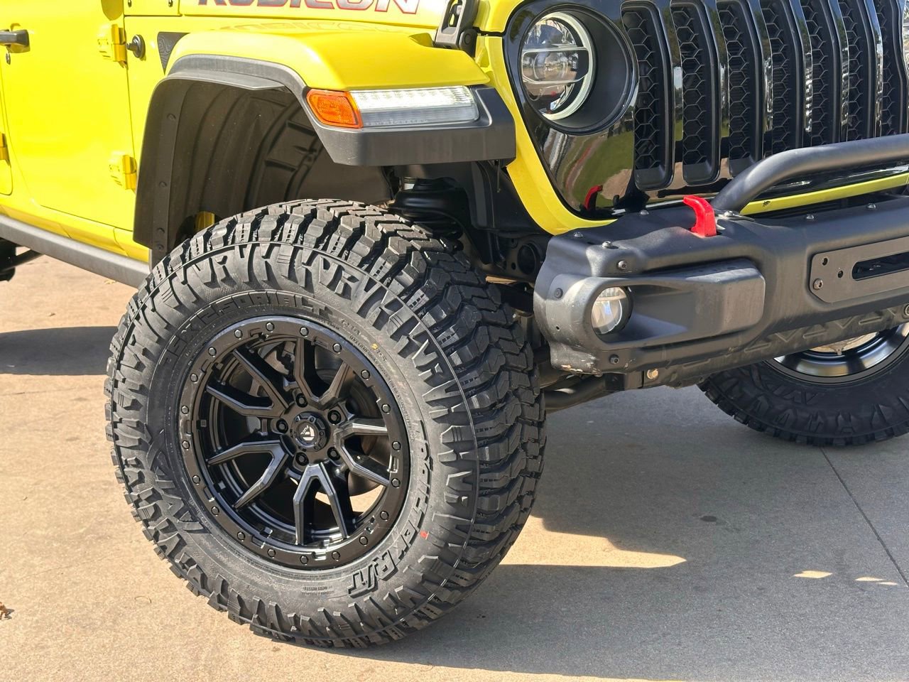 Used 2022 Jeep Wrangler Unlimited Rubicon w/ LED Lighting Group image 2