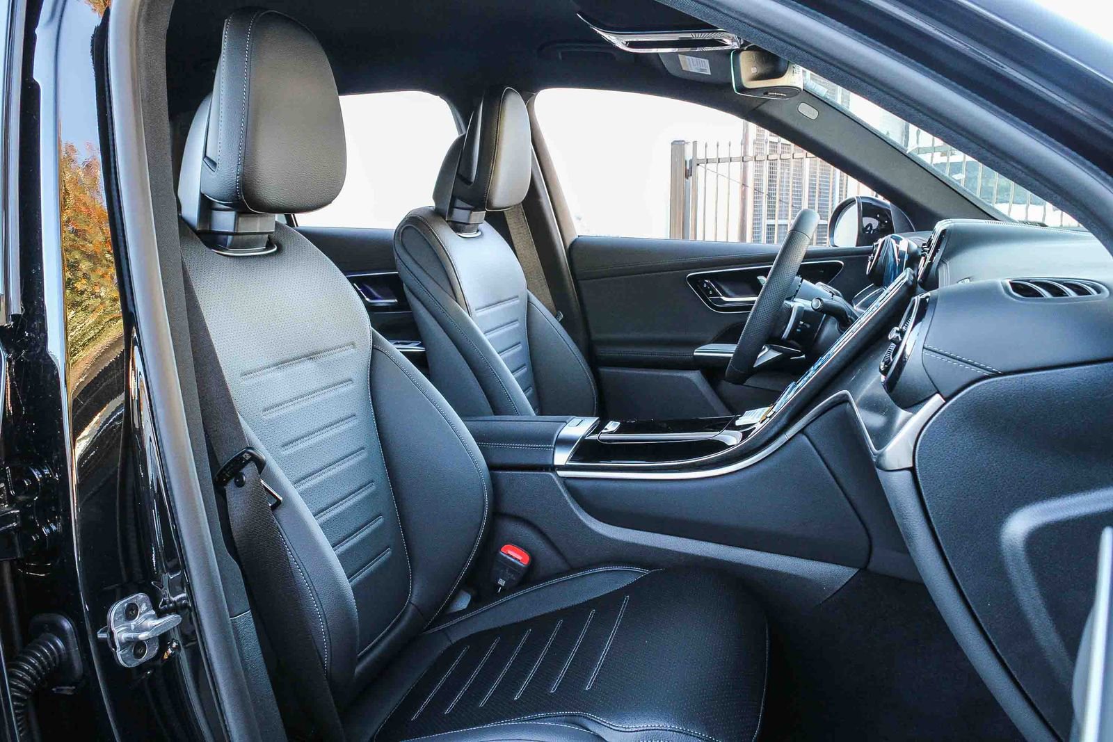 New 2026 Mercedes-Benz GLC 300 4MATIC image 16