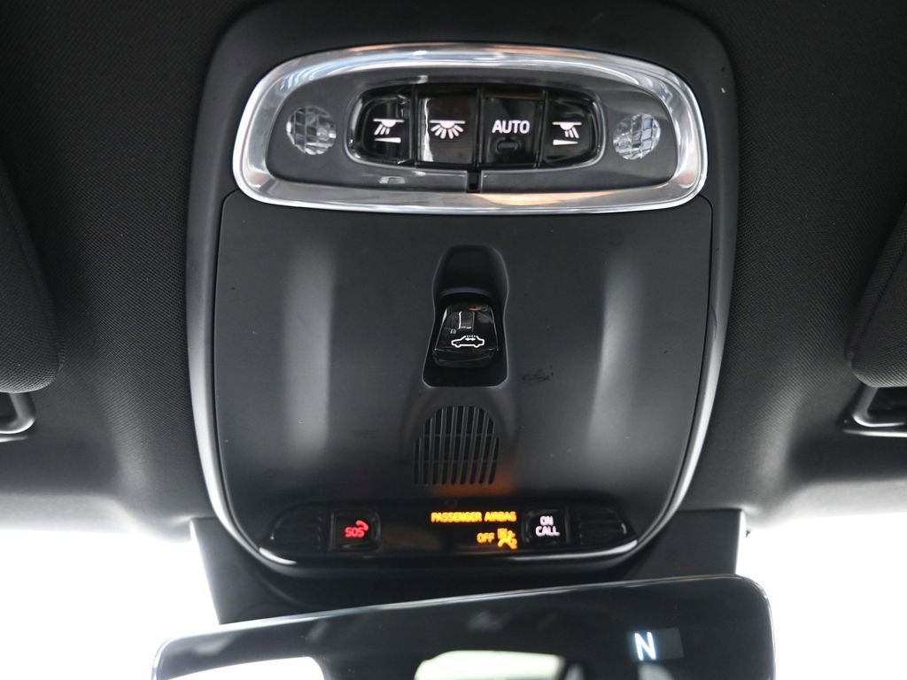 Used 2019 Volvo XC90 T5 Momentum image 23