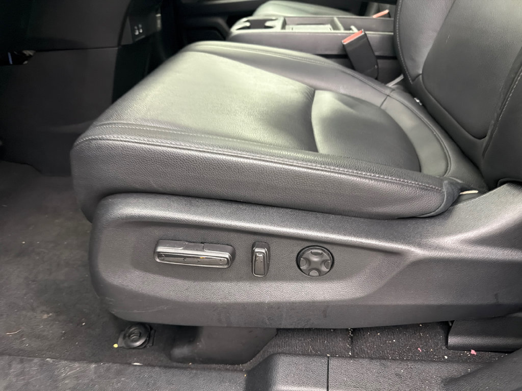 Used 2025 Honda Odyssey EX-L image 10