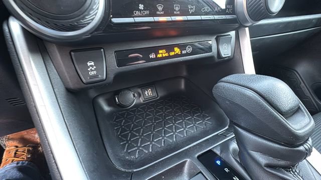 Used 2024 Toyota RAV4 LE image 21