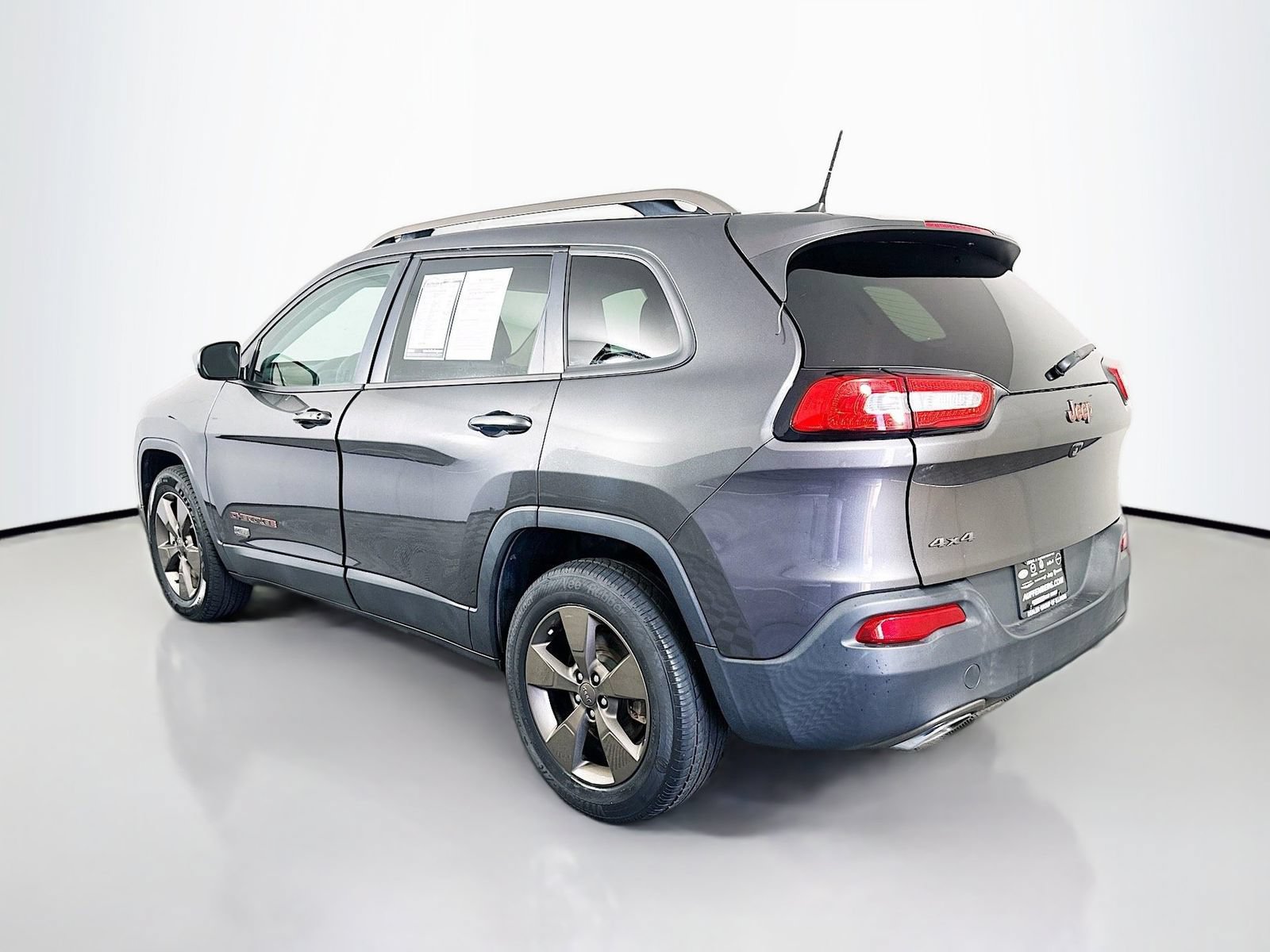 Used 2017 Jeep Cherokee 75th Anniversary AWD/4WD image 5