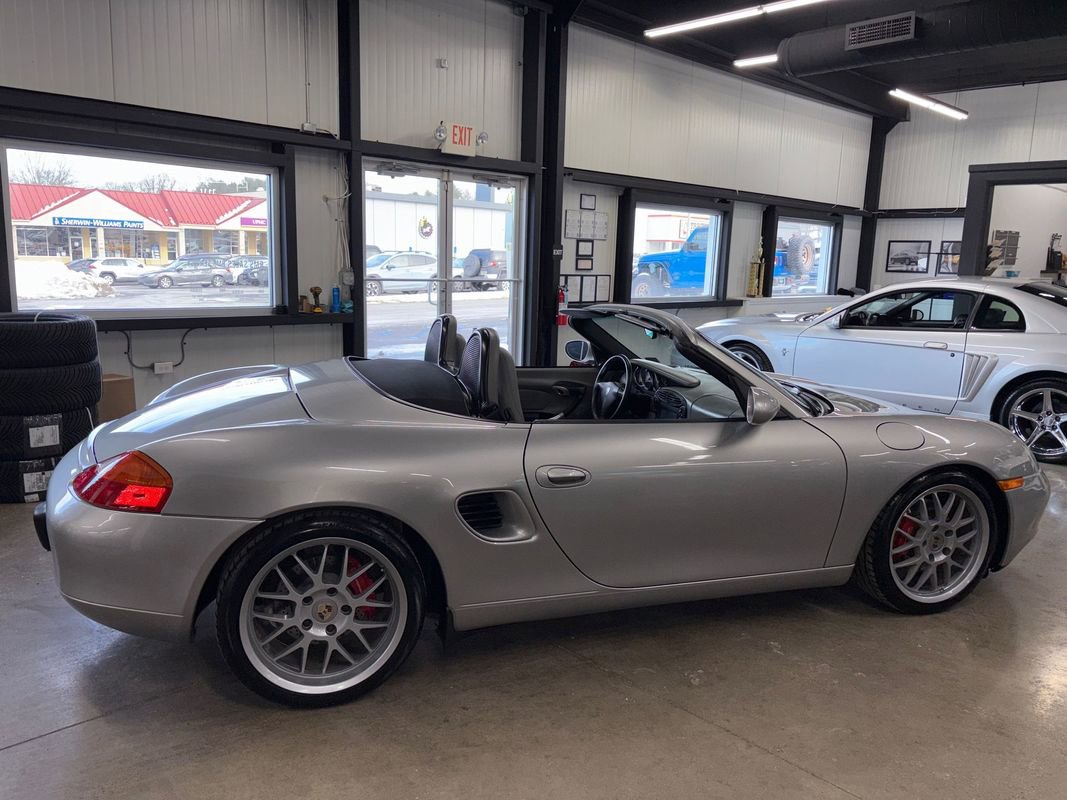 Used 2000 Porsche Boxster S image 16