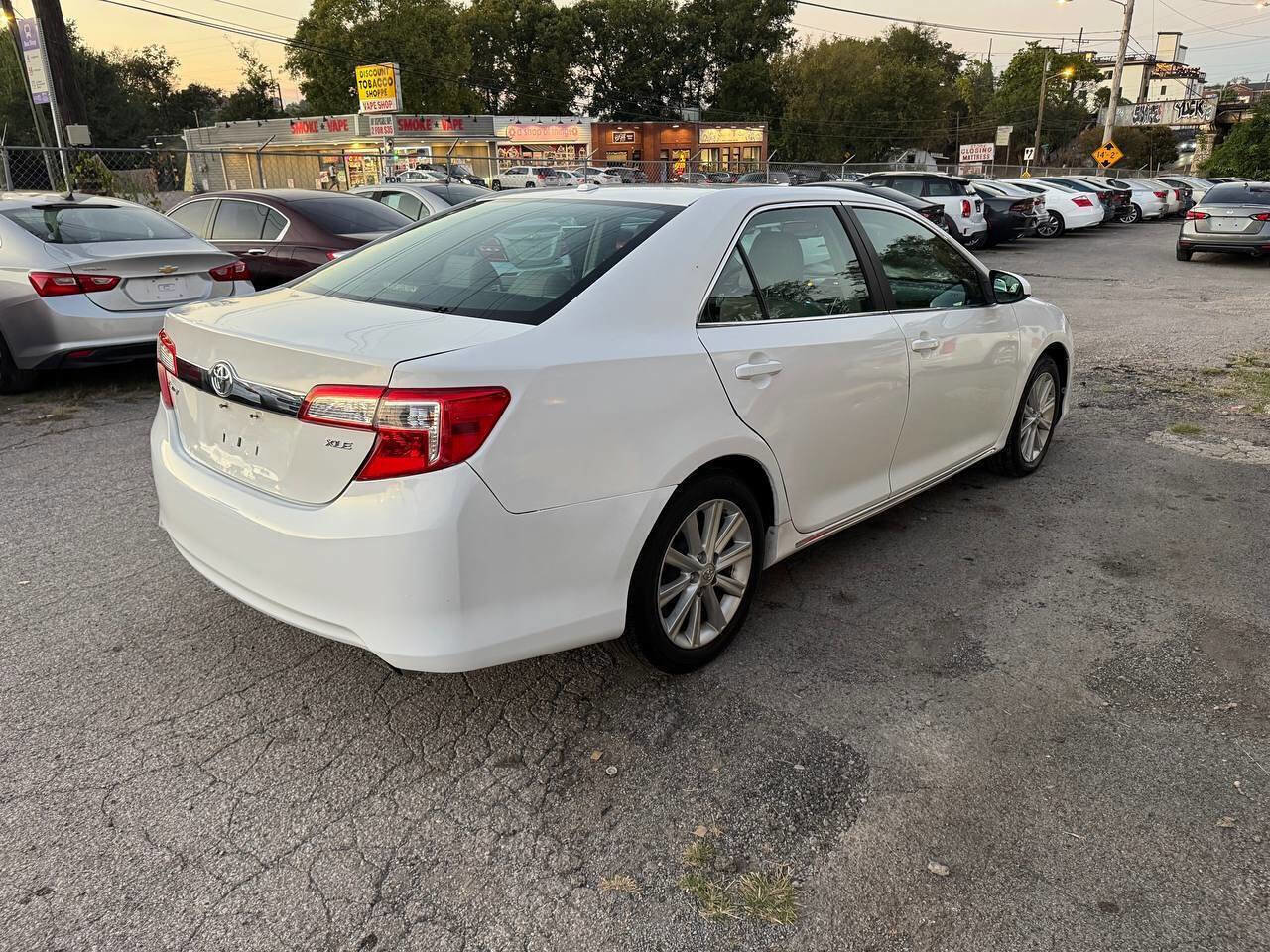 Used 2012 Toyota Camry XLE image 5
