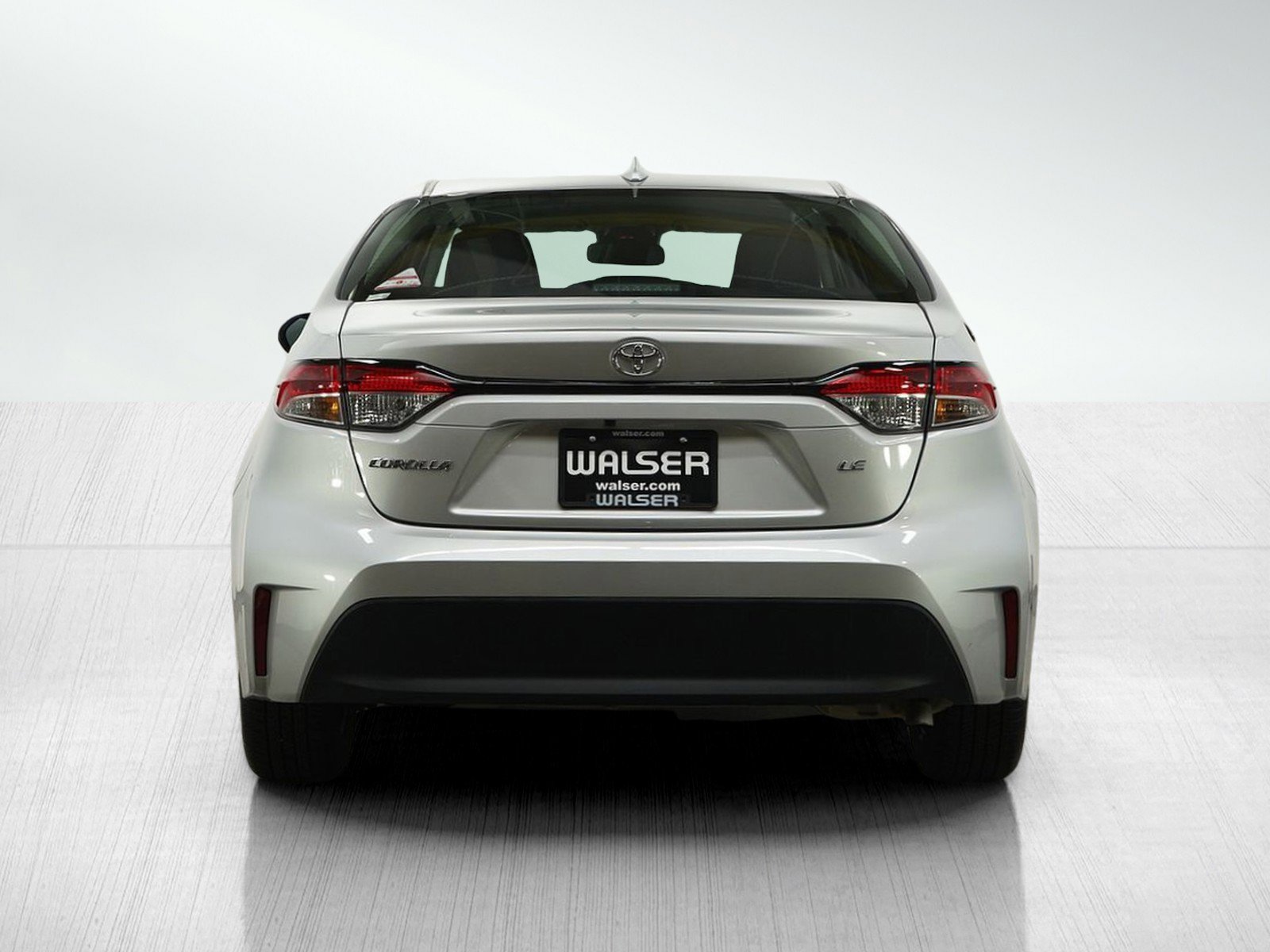 Used 2025 Toyota Corolla LE image 4