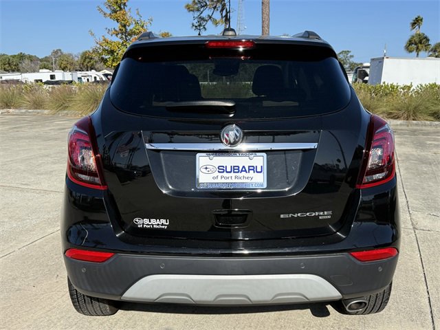 Used 2022 Buick Encore Preferred w/ Safety Package II image 5