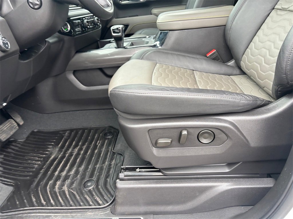 Certified 2025 Chevrolet Silverado 1500 ZR2 w/ Technology Package image 26