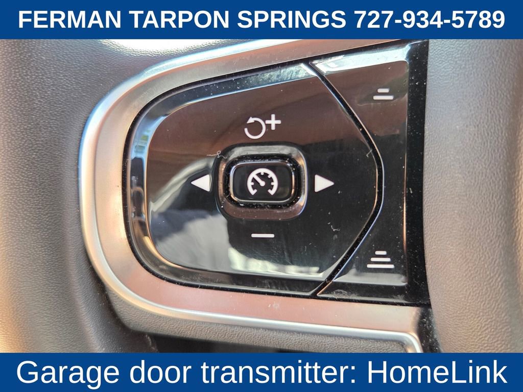 Certified 2024 Volvo XC60 B5 Plus AWD/4WD image 32