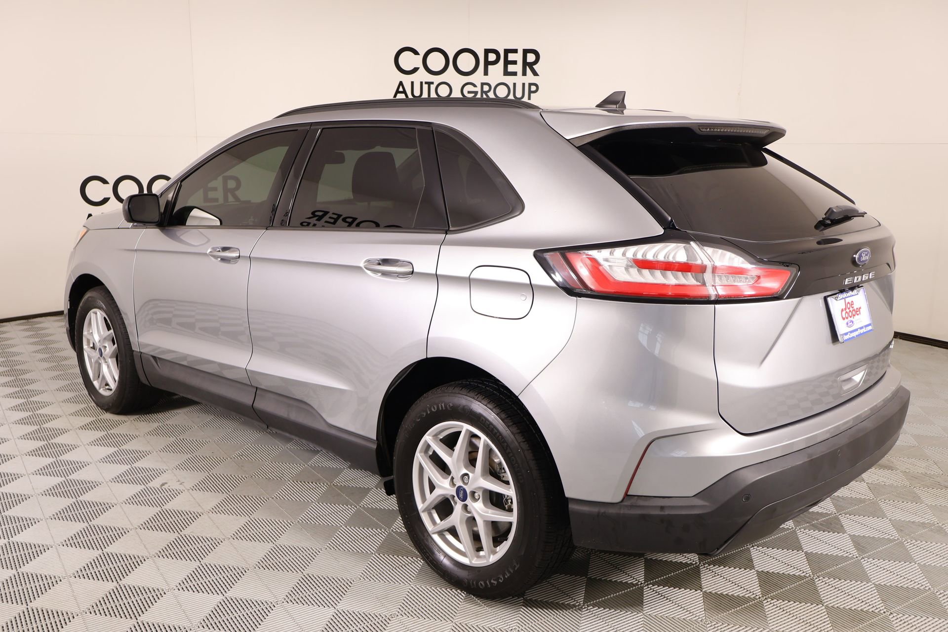 Used 2022 Ford Edge SE image 21