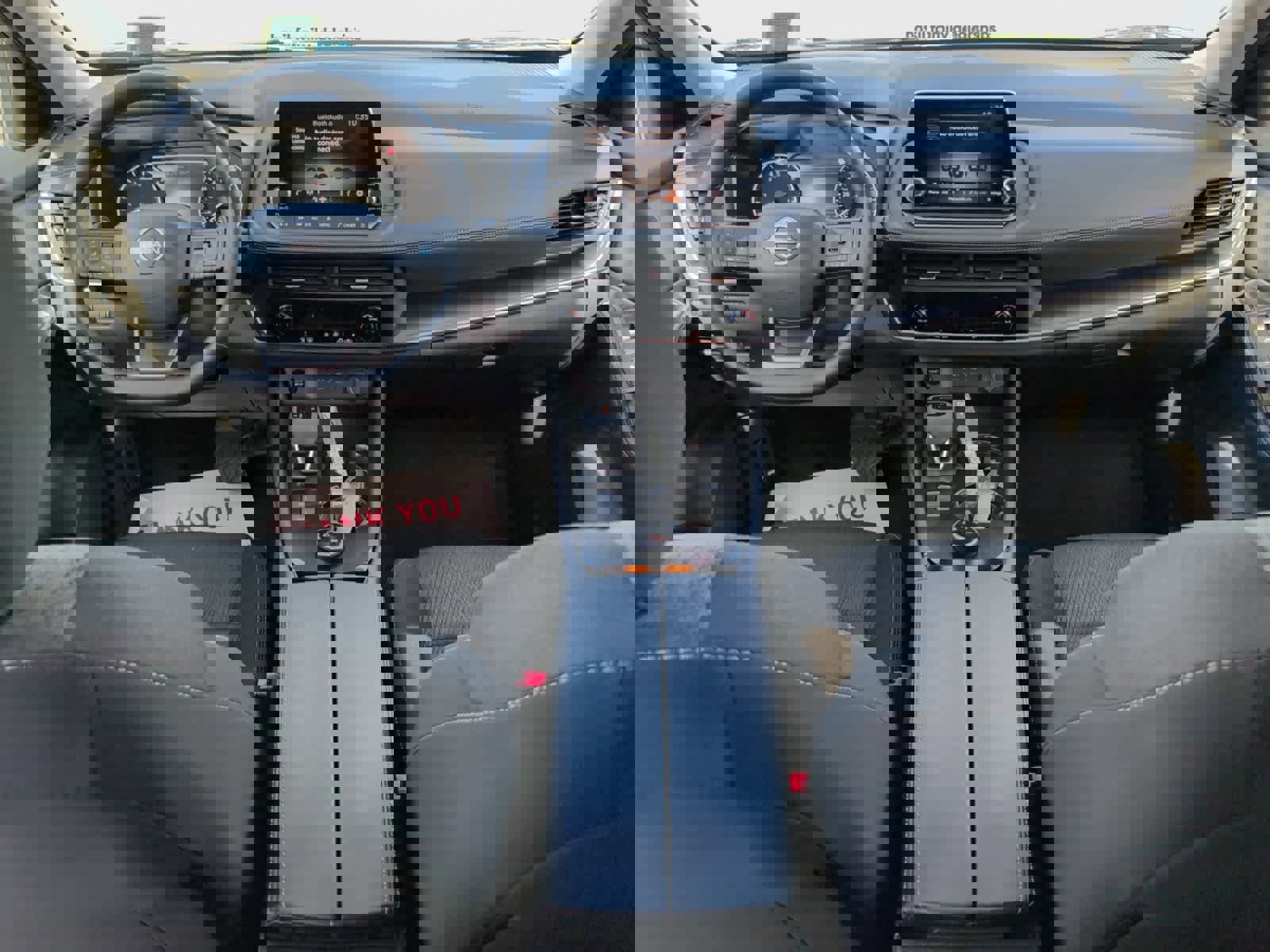 Used 2025 Nissan Rogue SV image 14