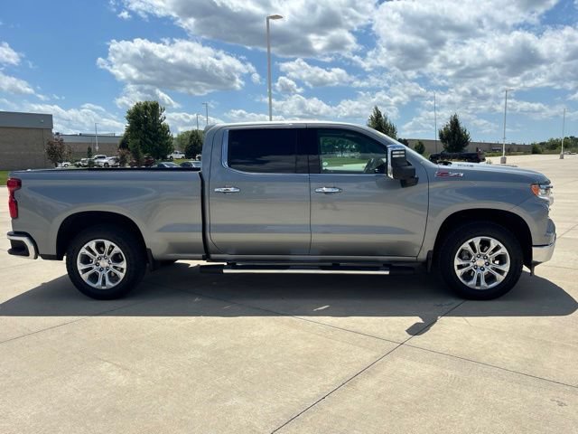 Used 2024 Chevrolet Silverado 1500 LTZ w/ LTZ Premium Package AWD/4WD image 40