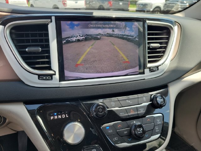 Used 2024 Chrysler Voyager LX FWD image 36