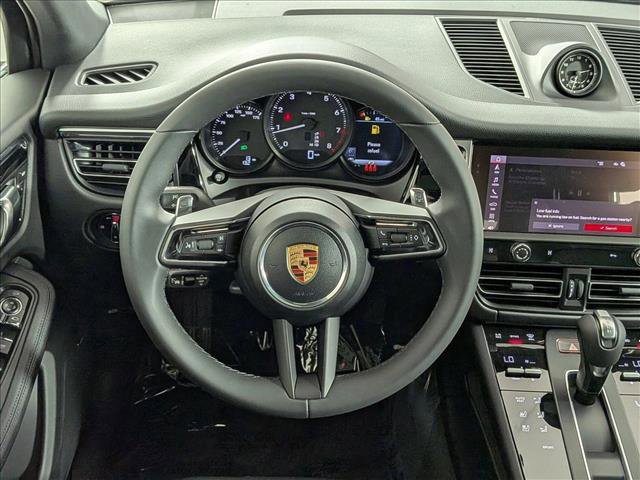 New 2026 Porsche Macan AWD/4WD image 15