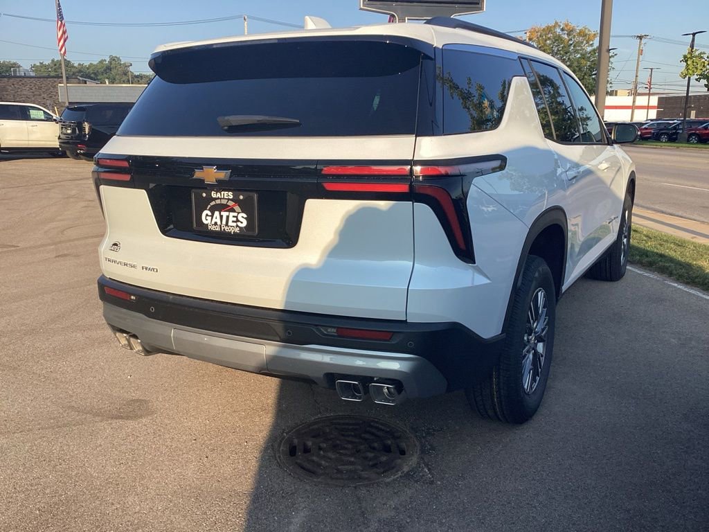 New 2026 Chevrolet Traverse LT image 4
