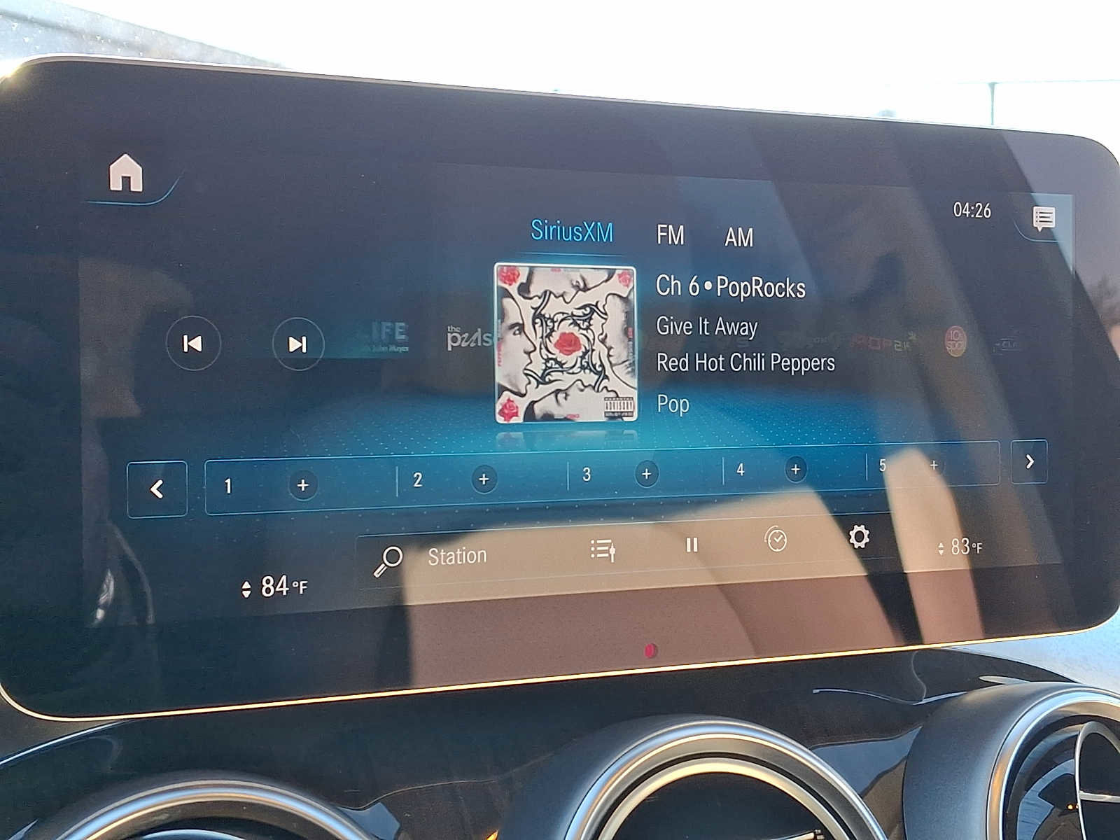 Used 2022 Mercedes-Benz GLC 300 4MATIC image 10